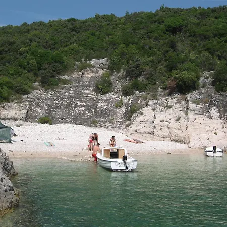 Vickovi Holiday home Rakalj